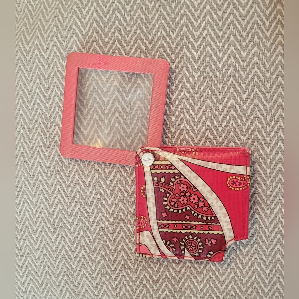 Vera Bradley Pink White Printed Magnifier Compact
